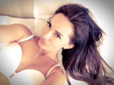 Milena29 naked stripping on cam for live sex video chat