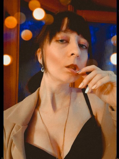 MissBo naked stripping on cam for live sex video chat