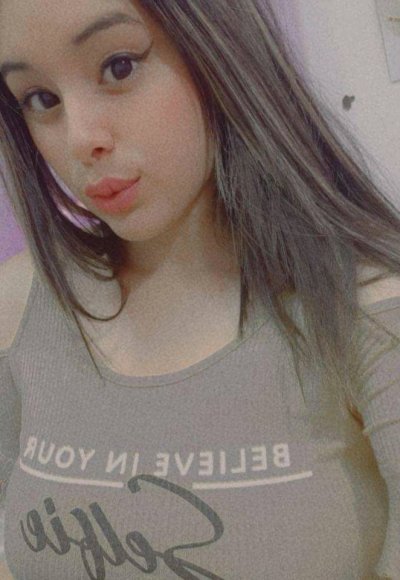 Molly__7 naked stripping on cam for live sex video chat