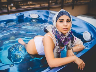 MuslimKyara naked stripping on cam for live sex video chat