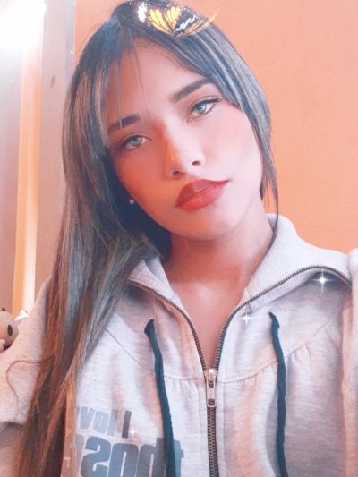 princess_ariana naked stripping on cam for live sex video chat