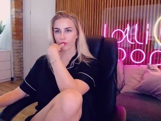 santaflower naked Live Sex Chat Room