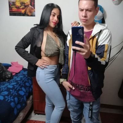 santiyandre_1 naked stripping on cam for live sex video chat