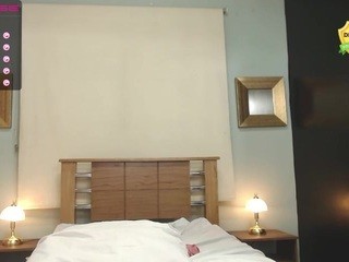 sarah-gomezz naked Live Sex Chat Room