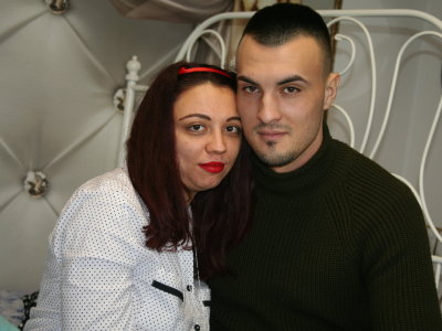 SebyandCarla naked stripping on cam for live sex video chat