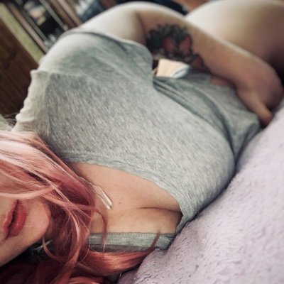 SofiaLucky naked stripping on cam for live sex video chat