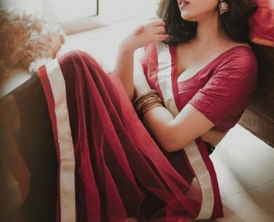 SonaliMalik naked stripping on cam for live sex video chat