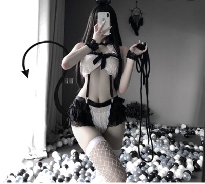 Sorry_Hara naked stripping on cam for live sex video chat