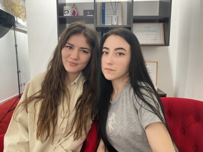 sweet_wet_spit naked stripping on cam for live sex video chat
