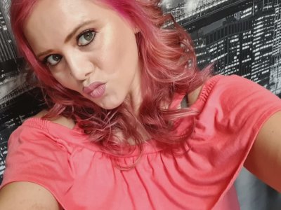 sweetdoll24 naked stripping on cam for live sex video chat