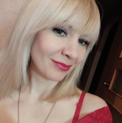VITUSIA naked stripping on cam for live sex video chat