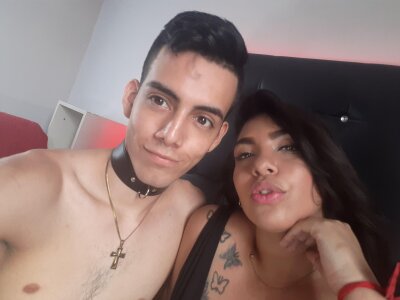 xaiberviolet_hot naked stripping on cam for live sex video chat