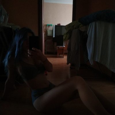 yourmilas naked stripping on cam for live sex video chat