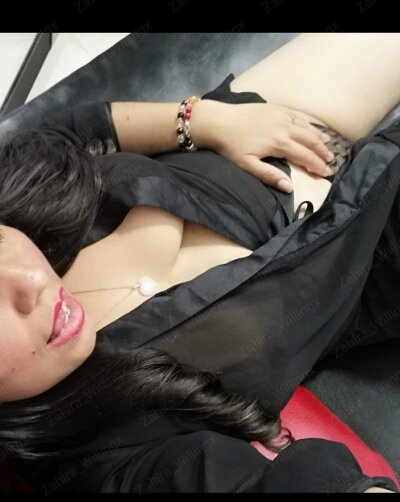 Zahira_willingx naked stripping on cam for live sex video chat