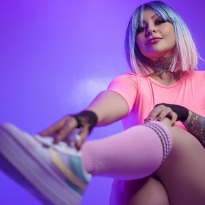 AbbyPink naked before webcam in live porn chat