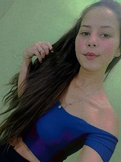 aisha_Robinson naked stripping on cam for live sex video chat