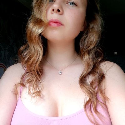 AkiraGoldX naked stripping on cam for live sex video chat