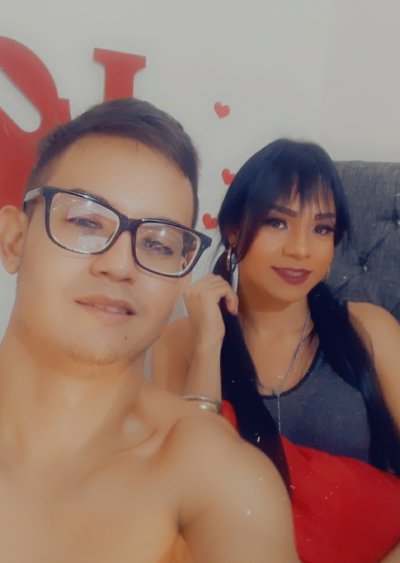 ALASKAHOTSEXY naked stripping on cam for live sex video chat