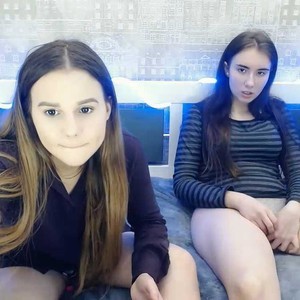 Alex_Flora naked before webcam in live porn chat