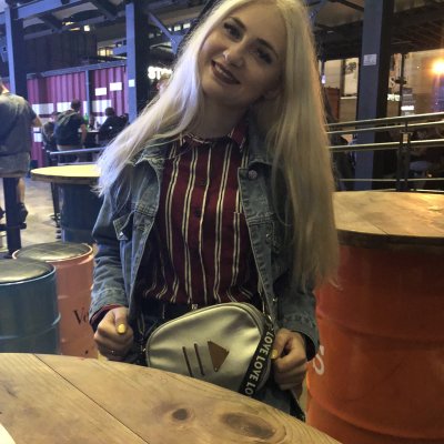 Alice_Blondie naked stripping on cam for live sex video chat