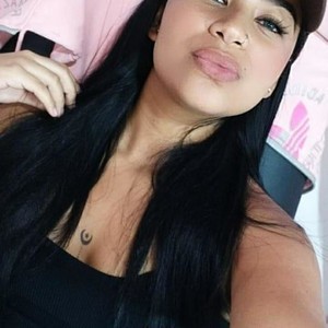 Alisha_Smith naked before webcam in live porn chat