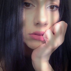 Ana_xo naked before webcam in live porn chat