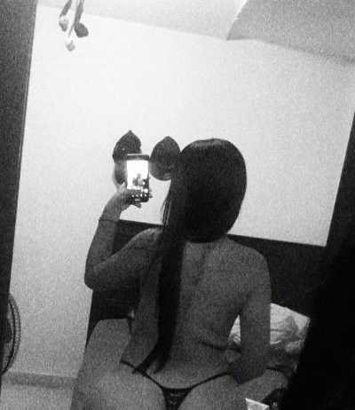 Angela_whiitte naked stripping on cam for live sex video chat