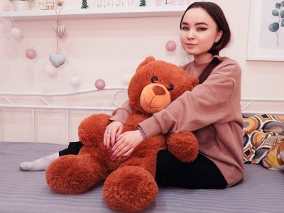 AngelinaBennett naked stripping on cam for live sex video chat