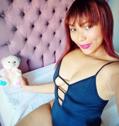 _angelique naked stripping on cam for live sex video chat