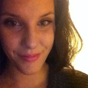 ashhmiller7 naked before webcam in live porn chat