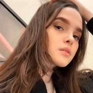 AyanaDomnin naked before webcam in live porn chat