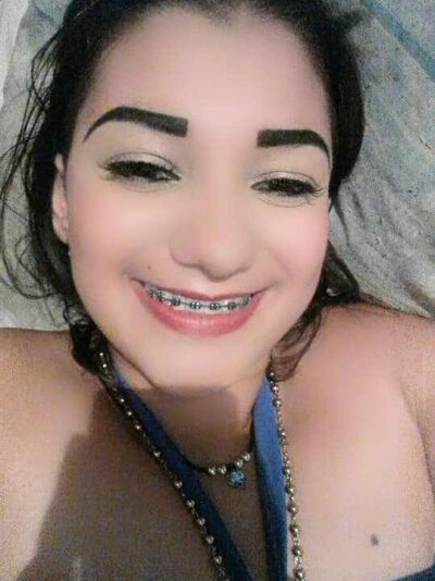 babycoralvex1 naked stripping on cam for live sex video chat