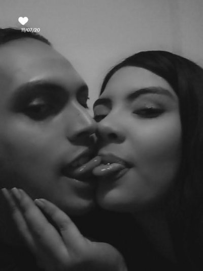 beckham379 naked stripping on cam for live sex video chat