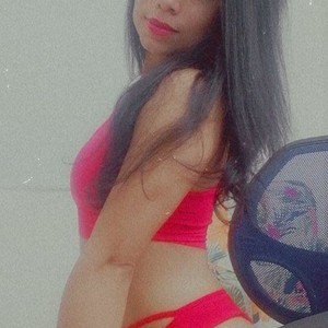 Bella_carter naked before webcam in live porn chat