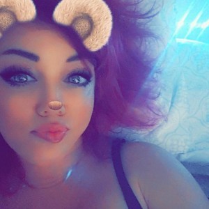 Blobalicious naked before webcam in live porn chat