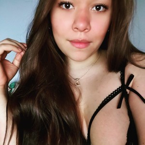 Brianna_ang naked before webcam in live porn chat