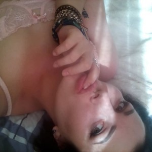 BrownFox_Fox naked before webcam in live porn chat
