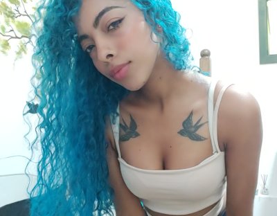 Candy2411 naked stripping on cam for live sex video chat