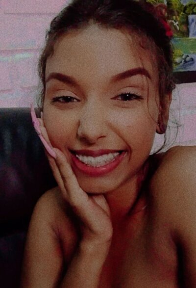 carla_sj naked stripping on cam for live sex video chat