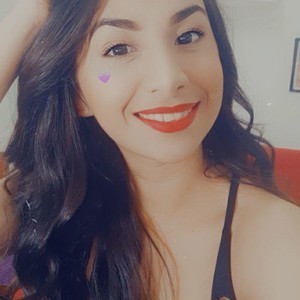 Catalinacasas naked before webcam in live porn chat