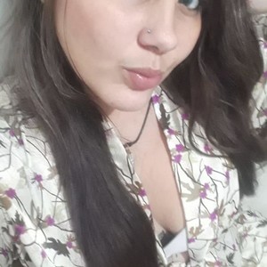 catalinaevens naked before webcam in live porn chat