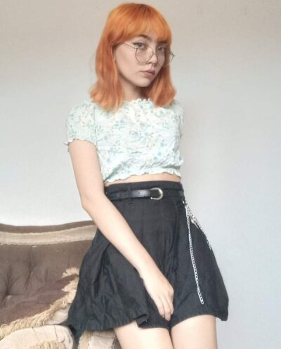 Catly_cam naked stripping on cam for live sex video chat