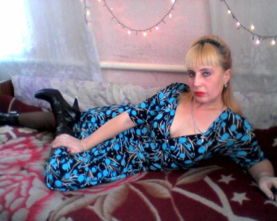 Cerd_Ayaz naked stripping on cam for live sex video chat