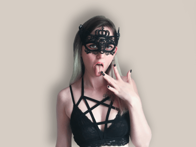 clementine_orange naked stripping on cam for live sex video chat