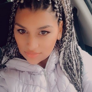 cuteindiann naked before webcam in live porn chat