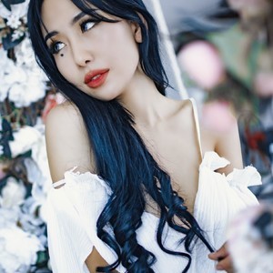 CutiePie60 naked before webcam in live porn chat