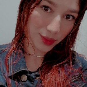 Daisy_Davis naked before webcam in live porn chat
