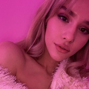 DantaBrody naked before webcam in live porn chat