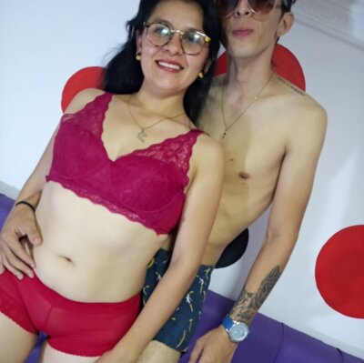 duohothot6 naked stripping on cam for live sex video chat
