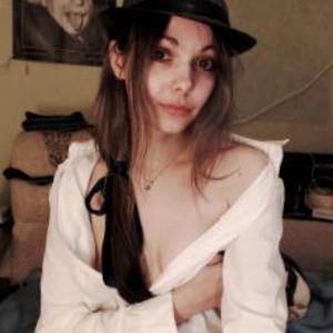 Elf_Angelina_ naked before webcam in live porn chat